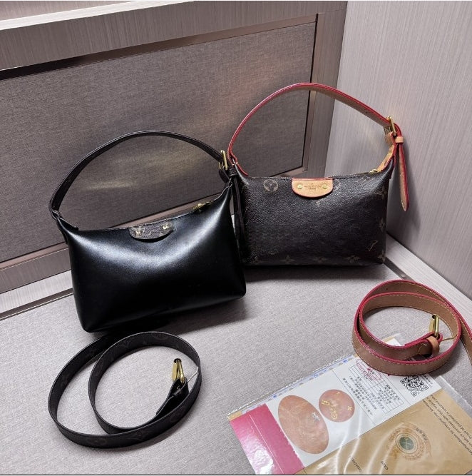 Elegant designer inspired purse High-quality fashion handbag Classic shoulder bag for women