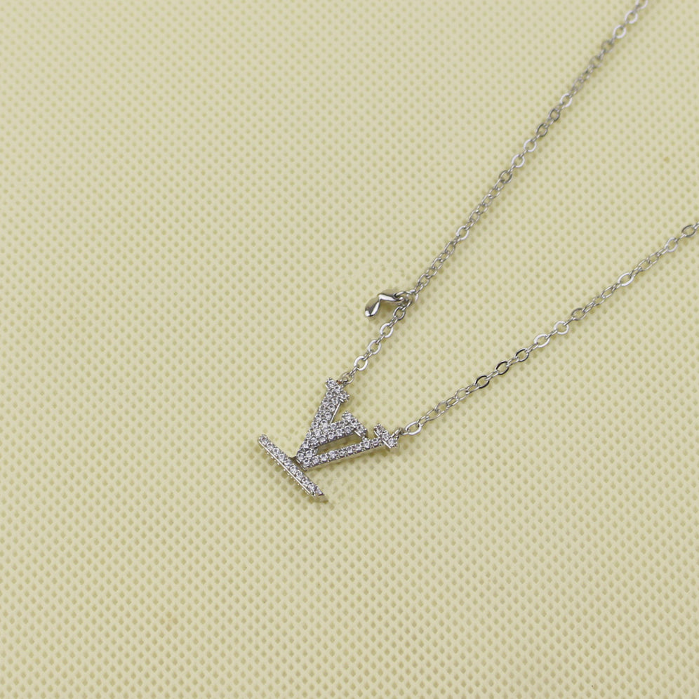 Never Fading 18K Gold Plated Luxury Brand Pendants Necklaces Stainless Steel Letter Choker Pendant Designer Necklace Beads Chain Jewelry Accessories