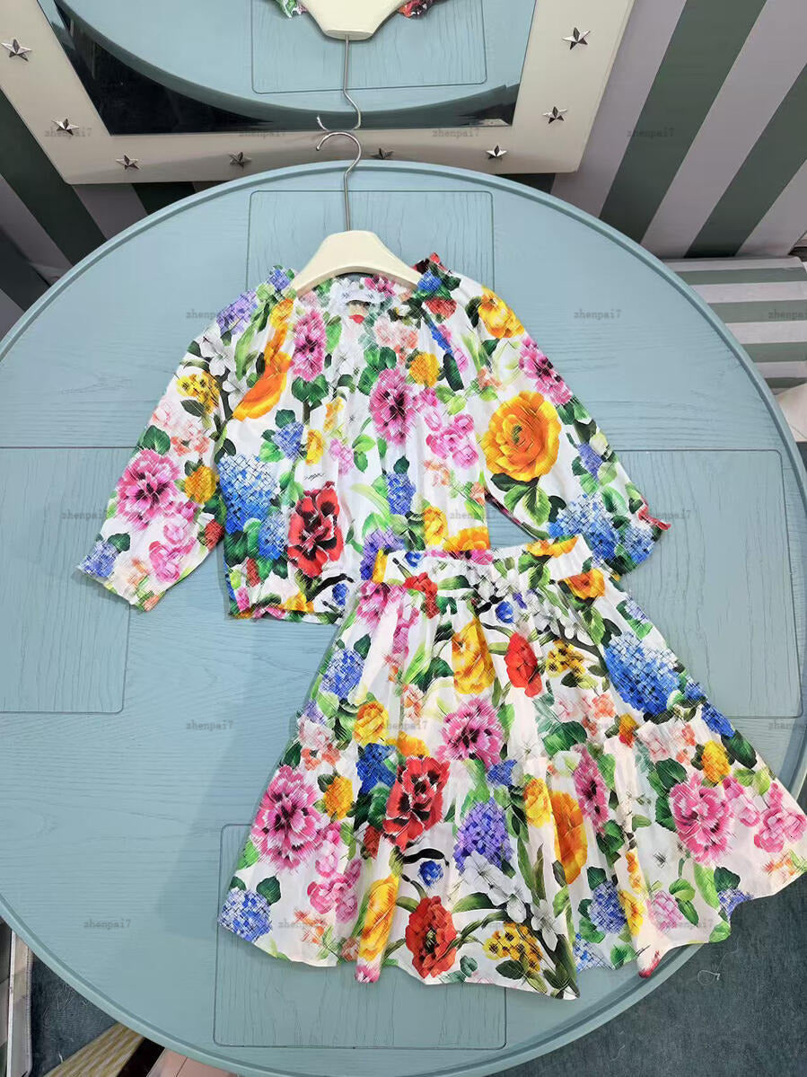 Top girls dress suits autumn Colored flower pattern baby Tracksuits kids designer clothes Long-sleeved sweater and long dresses A075X03N032