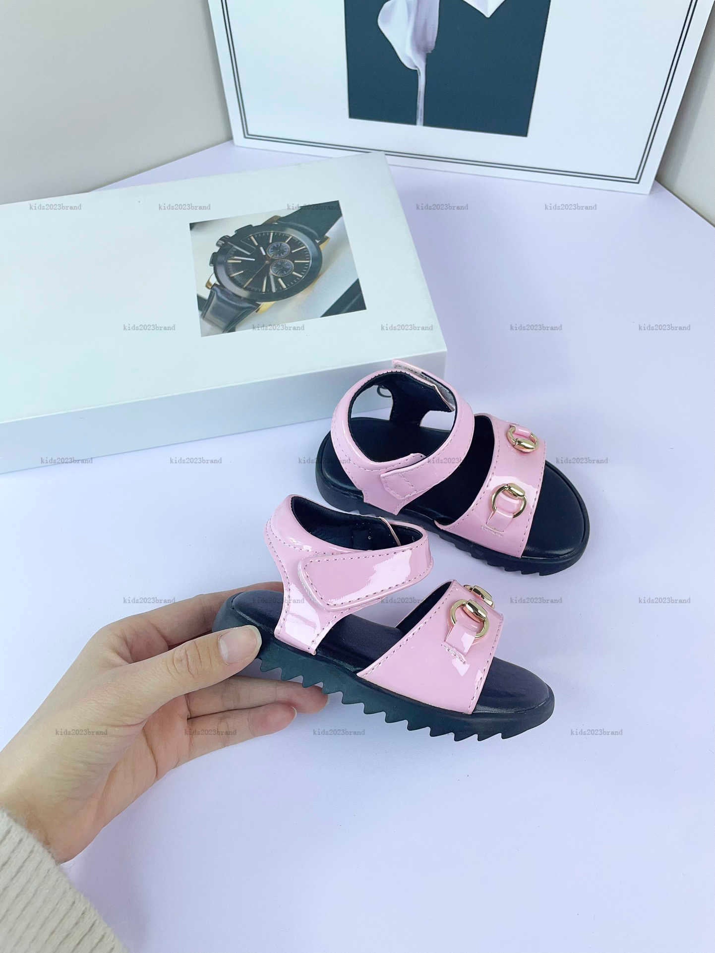 New baby Sandals Shiny pink patent leather Kids shoes Size 26-35 Including box summer toddler shoe high-quality girls boys Slippers
