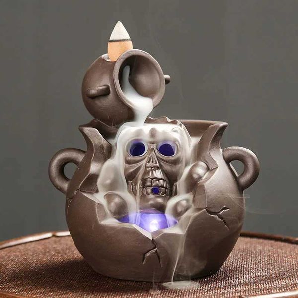 Fragrance Lamps 1pc Purple Clay Backflow Incense Burner Ceramic Halloween LED Skull Design Home Decoration Boy Gifts (Without Incense) T2405