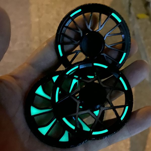 Metal Wheel Luminous Fidget Games Spinner Office Man Round Fidgets Gyro Anxiety Relief Stress EDC Hand Spinners Focus Finger Toys for Childr
