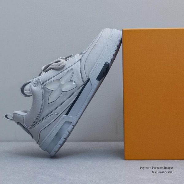 Casual Skateboarding Shoes for Couples Leather Spliced Mens and Womens Shoes Lace up Flat Comfortable Sports Shoes Luxury Designer Shoes Sie