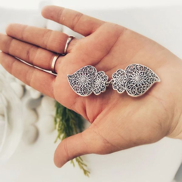 Retro Cloak Buckle Collar Clip Silk Scarf Shawl Buckle Women&#039;s Waist Fixed Brooch Belt Clip New Rhinestone Sweater Clasp Jewelry