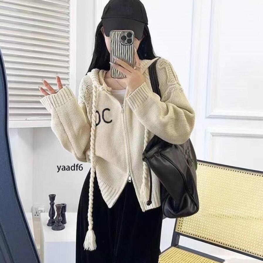 2025 Designer cardigan womens sweater Fashion High-end luxury sweater zipper hooded collar classic embroidery S-XL