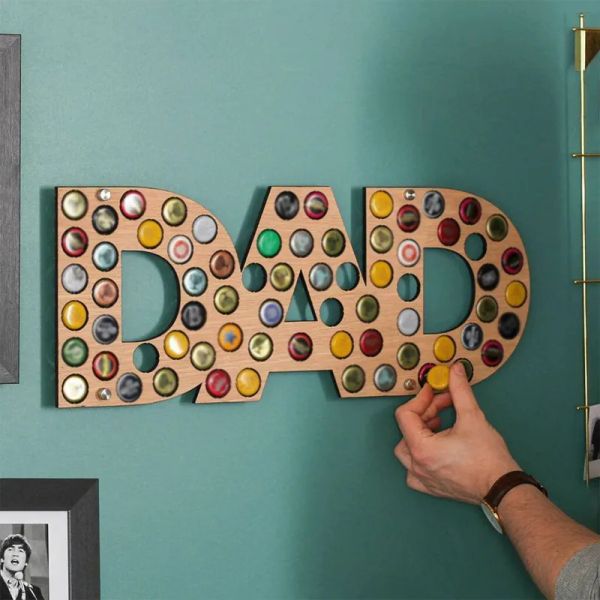 Wine Bottle Cap Display Fathers&#039; Day Gifts Hanging Decorative Wall Mountable Wood Beer Cap Map Pendant