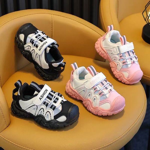 Babys walking shoes autumn new anti kick outdoor hiking shoes boys girls leather sports shoes retro trendy tires anti slip shoes soft soled