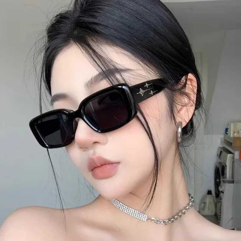 Fashoin Retro Meteor Rectangular Punk Sunglasses Y2K Women UV400 Sun Shade Glasses Luxury Simple Design Trendy EyewearX240920
