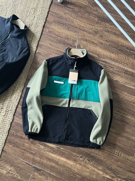 Autumn and Winter Men&#039;s Loose Outdoor Windproof Warm Standing Collar Fleece Jacket Coat Men Woven Embroidered Logo Jackets