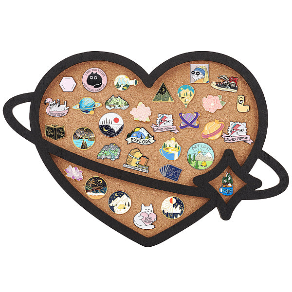 Schmuckdisplay aus Holz und Korktablett