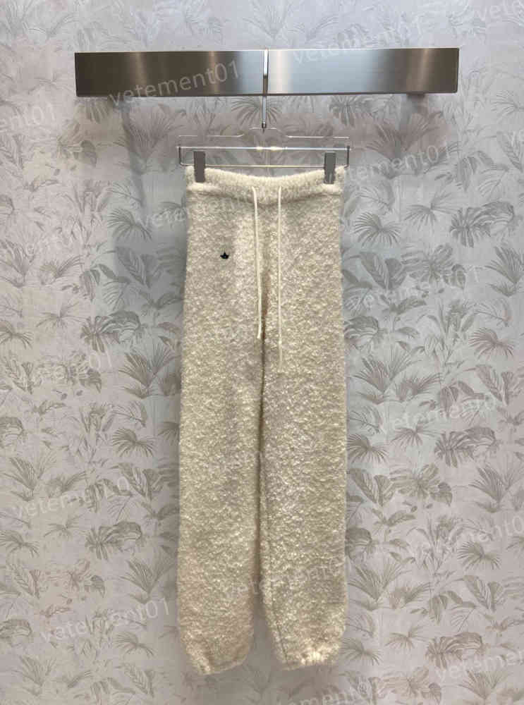 Designer Women Pants Capris 2022AW Teddy Knitted Sweatpants Star Letter Logo Embroidery Comfortable And Warm Cargo Pants Womens Clothing 0912