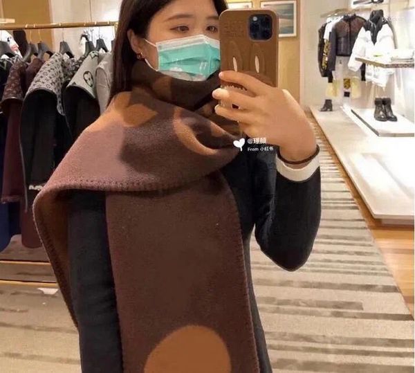 Designer Scarves 2023 Fasion Luxury Scarf Arrived Brand Men Cashmere Winter Long Size Male Warmer Women Printing Letter Wool Bufanda Clothin