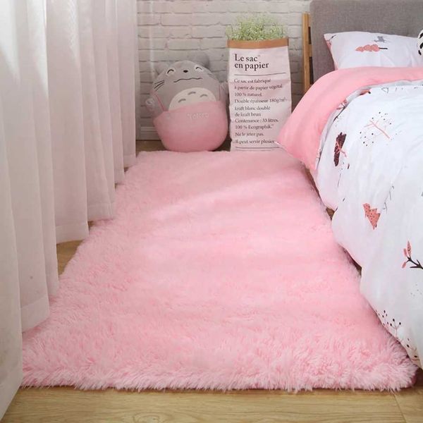 Soft fluffy and able Bedro Carpet for Childrens Ro - Large White Floor Mat perfect for Cute Girls - Living Ro Y250117