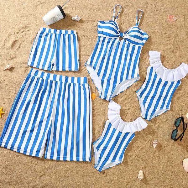Family swimsuit mom daughter swimsuit dad son swimsuit shorts 2023 summer striped mom and daughter bikini set matching set W250207