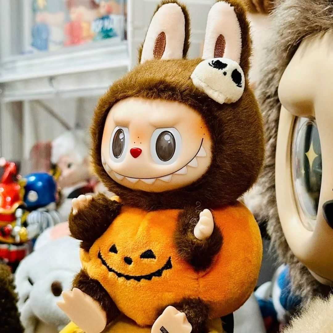 Bubble Mart Labubu Halloween Sitting Pumpkin Vinyl Face Plush Doll L250802