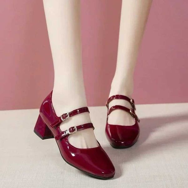 2024 Spring Autumn Wen Double Buckle Mary Janes Patent Leather Dress Shoes High H Pumps Retro Ladies Sapato Preto Redc241210