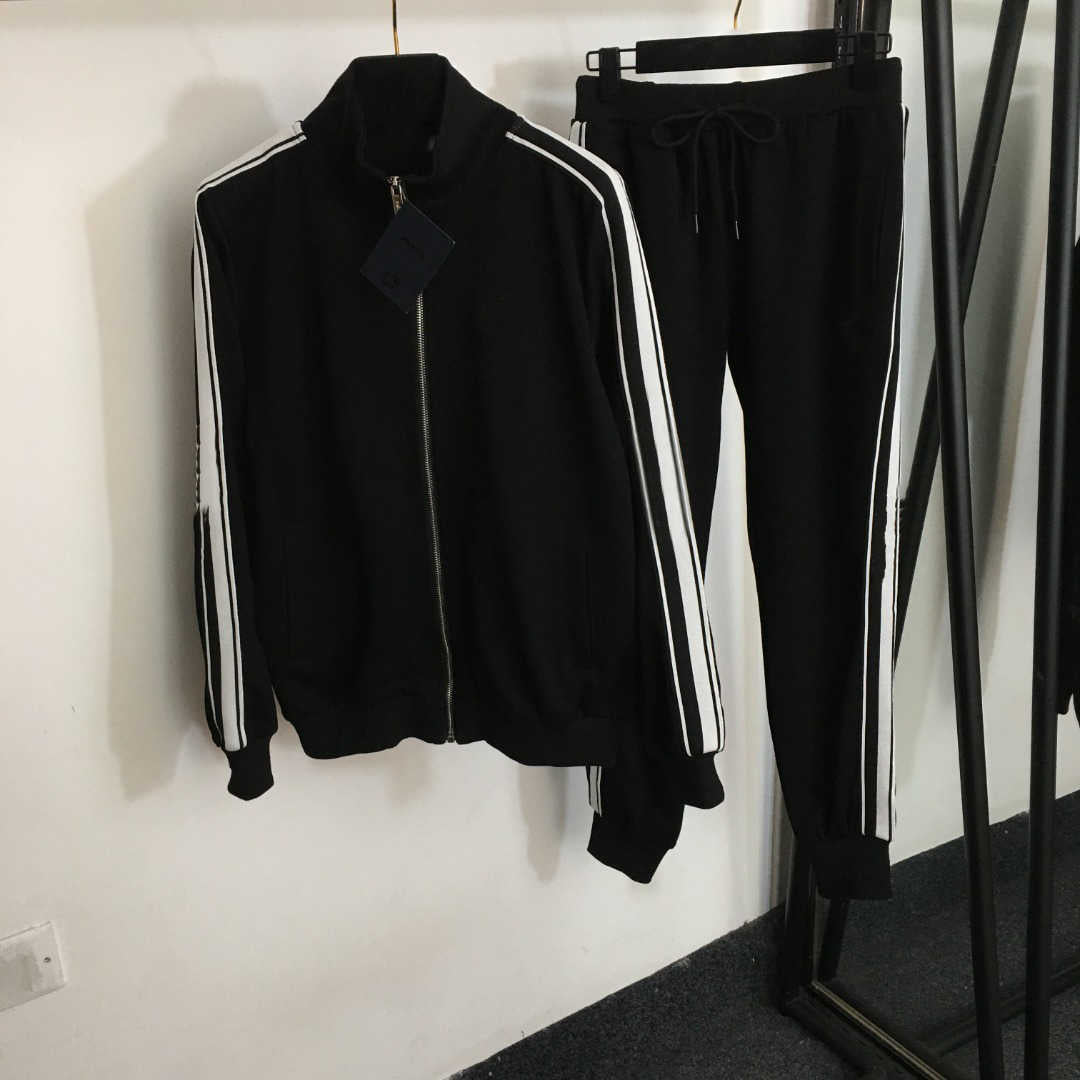 Designer Womens Tracksuits Letter Logo Print Two Piece Sets Striped Colorblock Zip Hooded Jacket And Coffee Color Sweatpants Suit Fashion Sportwear