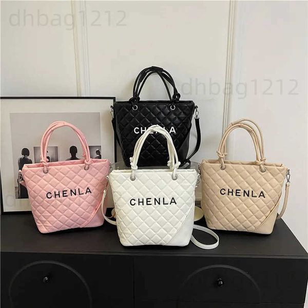Shoulder Bags 30 * 26 * 14cm womens designer handbag shoulder bag messenger shoulder bag diagonal evening bag square bag T241128