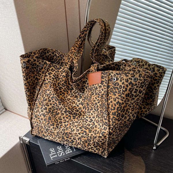 Leopard Design 2024 Korean Fashion Shopper Big Shopping Bags for Women Lady Shoulder Large Capacity Bag Girl HandbagL240913