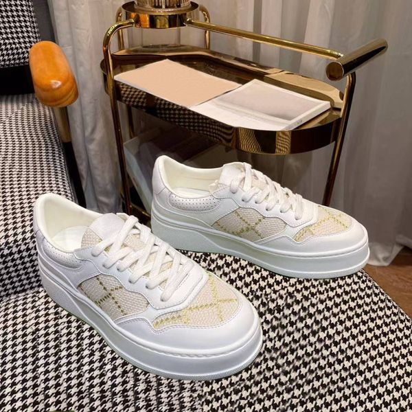 High quality men&#039;s women&#039;s breathable formal shoes fashionable leather embroidered lace up flat shoes casual travel sports thick s