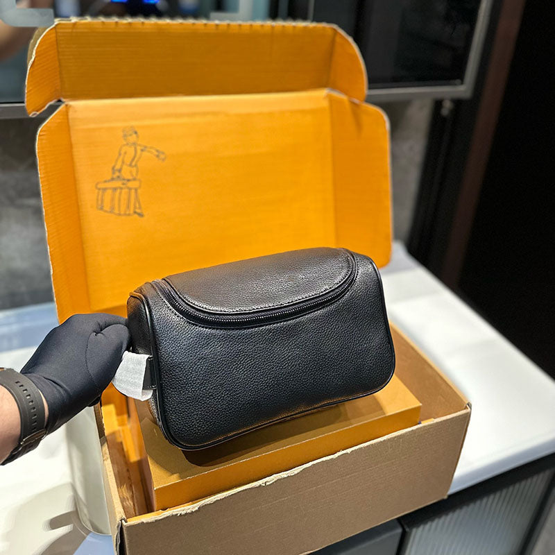 Designer Toiletry Bag Women men Leather toiletries bag handbag luxury brand clutch bag M11510
