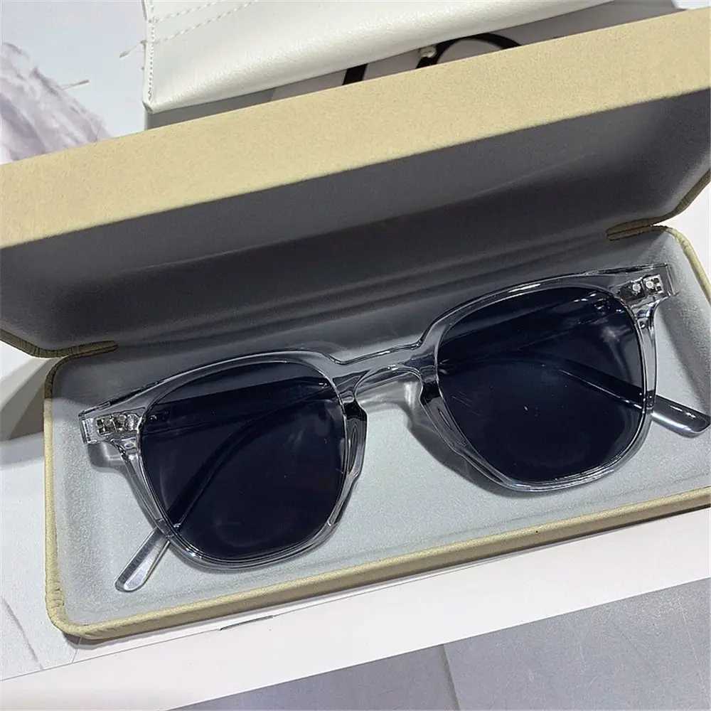 Retro Square Sunglasses Women Men Full Small Frame Sun Glasses Female Korea Ins Trend Designer Shades Outdoor Ladies EyewearX240920