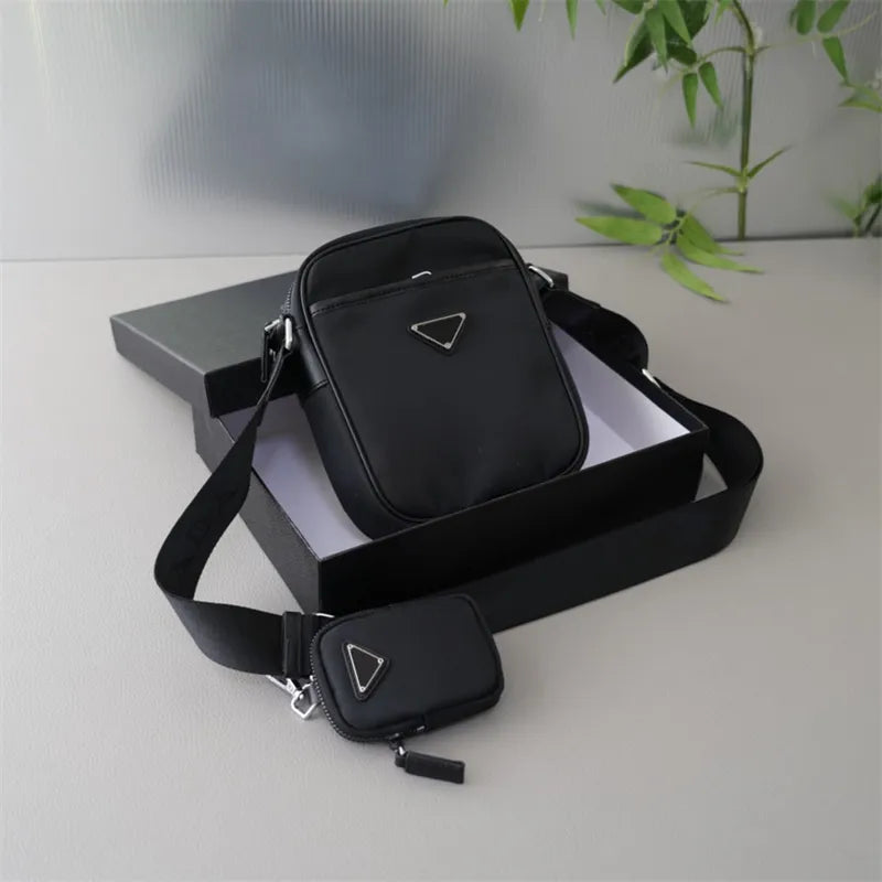 Designer Bum For Mens Chest Fanny Pack Nylon Mini Bumbag Plain Waist Bags Women Crossbody Belt Bag Pocket