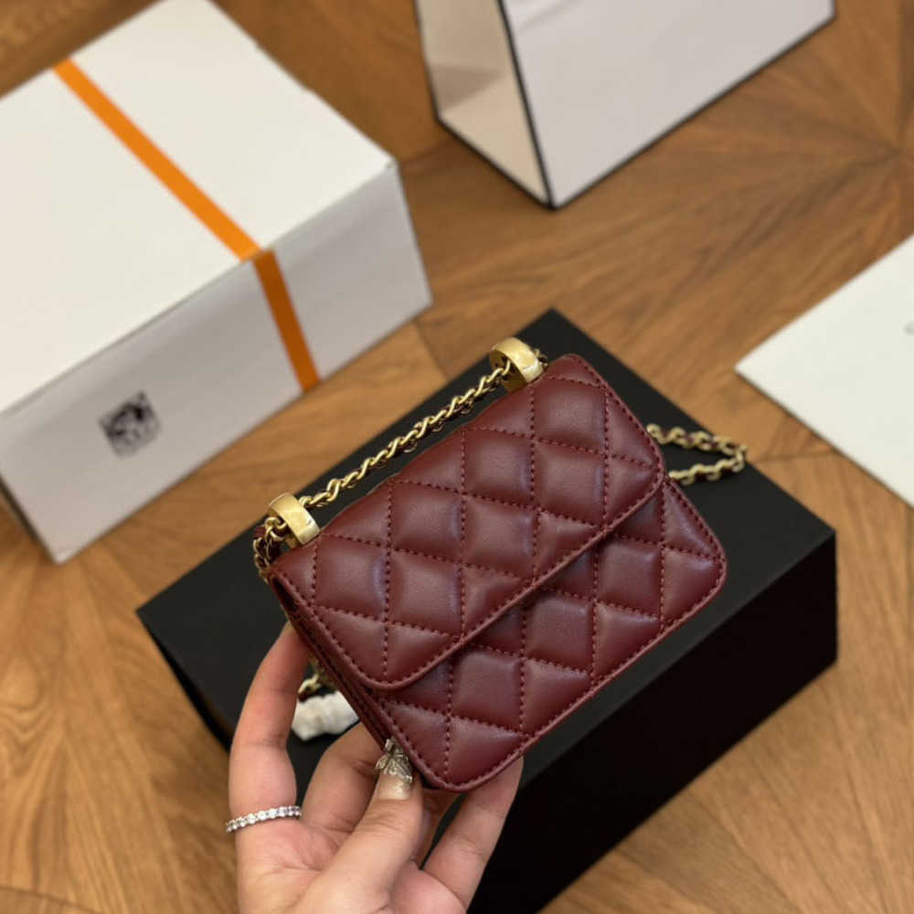 Ladies Classic Mini Lipstick Card Holder Vanity Bags Double Little Balls Gold Metal Hardware Matelasse Chain Adjustable Shoulder Strap Crossbody Han
