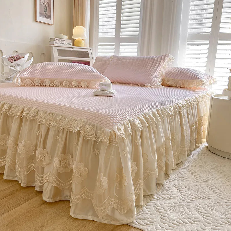 AI WINSURE Summer Bed Covers Cooling Bed Mat Elegant Lace Bed Skirt Soft Bedspread Heart with 2 Pillowcases Dropshipping 50