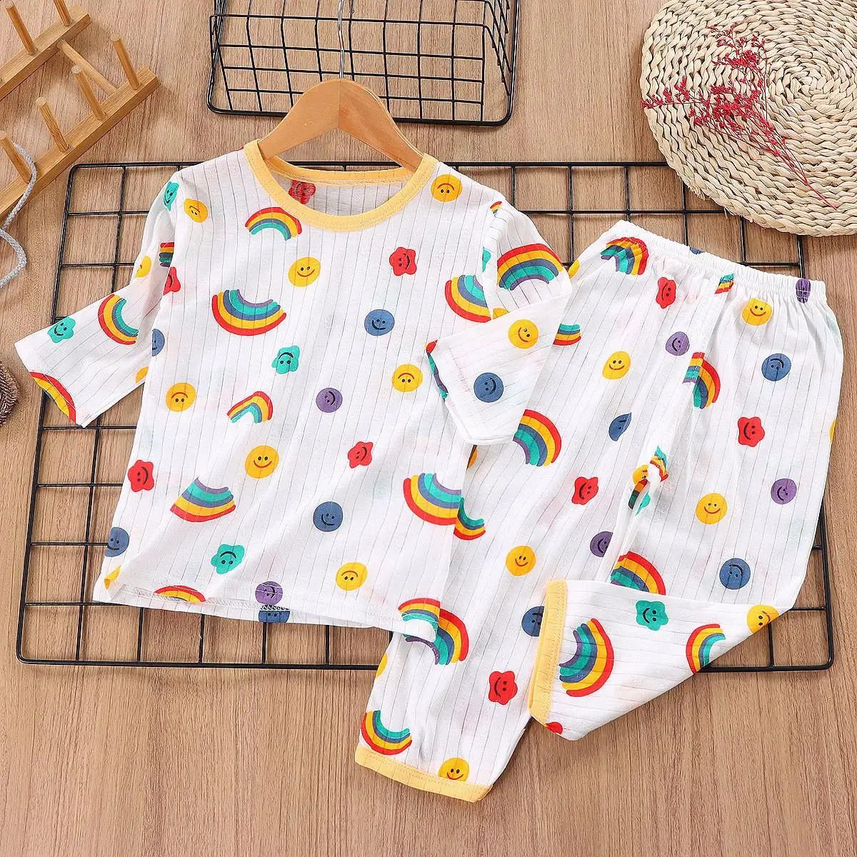 K213 Toddler Girl&#039;s Lightweight Pajama Set - Cartoon Pattern Summer Sleepwear with Short Sleeves