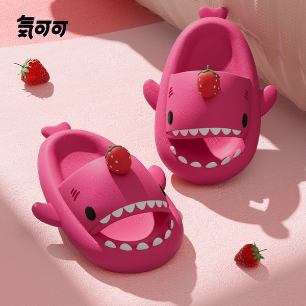 2024 New Shark Slippers Women Men Summer Shoes Cute DIY Strawberry Indoor Street Sandals Girls Boys Beach Shower Slides