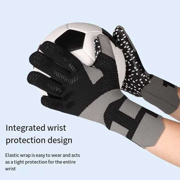Children Adult soccer goalkeeper finger guard thick latex soccer goalkeeper gloves Training competition sportsXJ241227