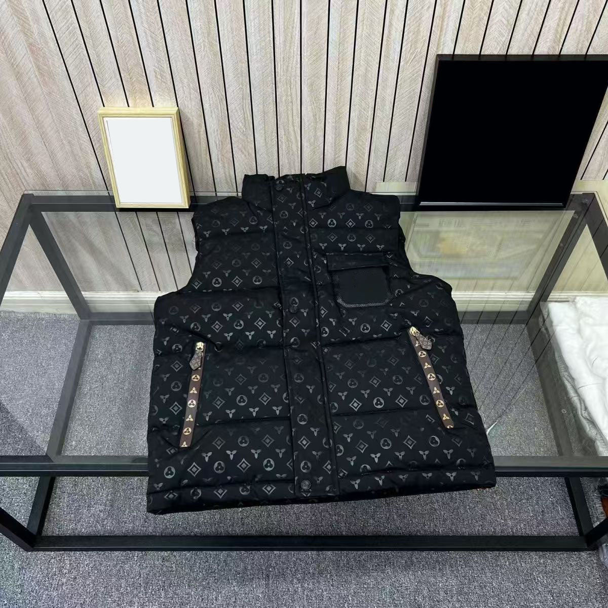 Mens Vests Downs Jackets Sleeveless Windbreaker Monogram Designer Puffer Tops Jacket Hoodie Coat Mens Coats Womens Vest Outerwear S-4XL