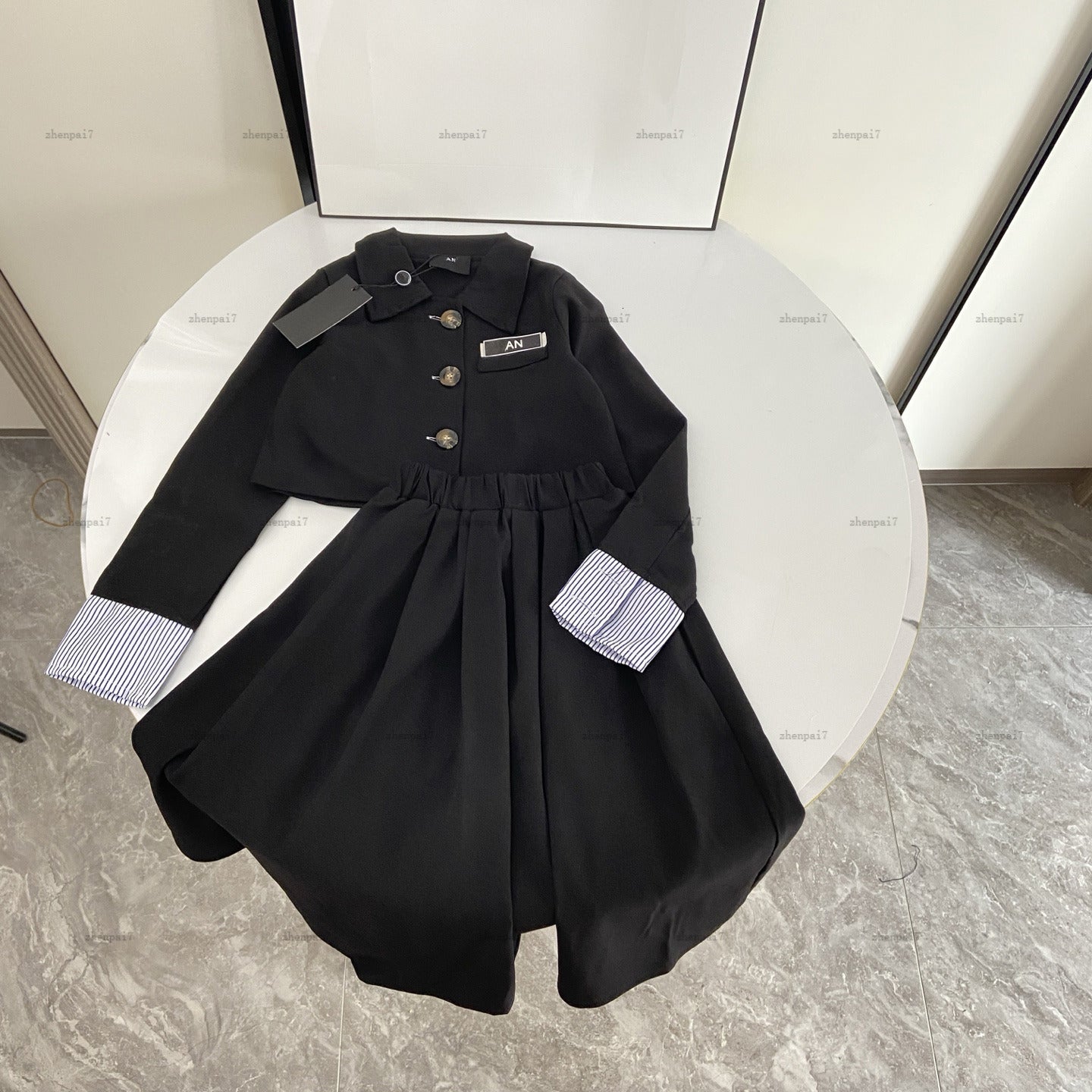 Top Girls dress High quality Princess dress kids designer Clothes Knitted Long sleeves Shirts and short skirts A202X06N000