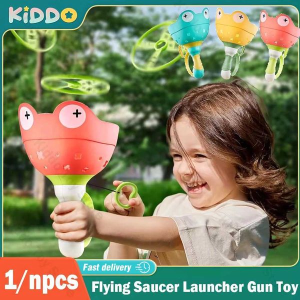 Kids Flying Saucer Launcher Gun Toy Flying Disc Shooting Soaring Ejection Catapult Funny Outdoor Sports Games for Kids Boys GiftC250211