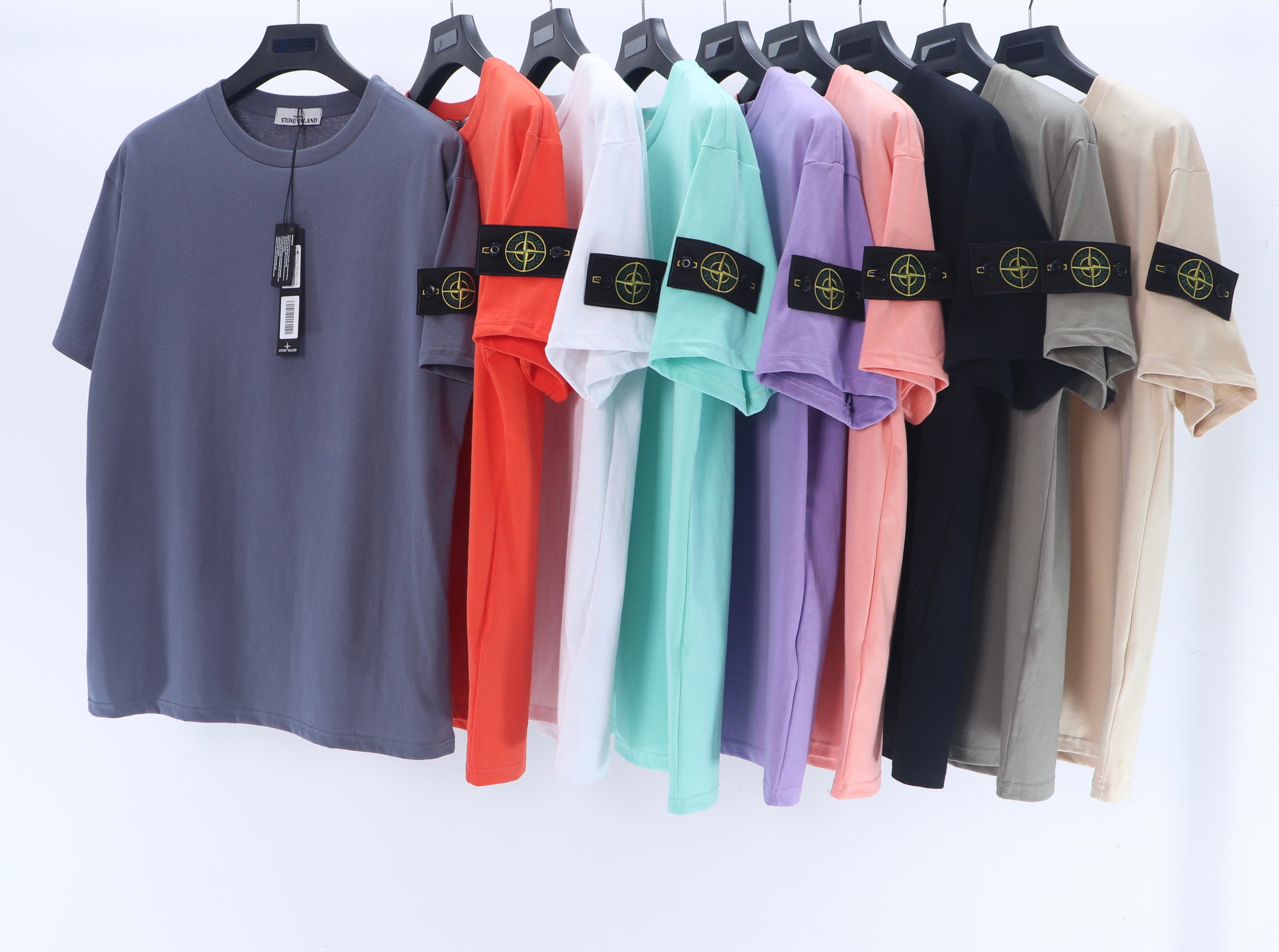 Stone Island T Shirts Mens Women Designers Tshirts Fashion Tops For Men Casual Graphic Chest Letter Tees Luxurys Clothing Printing Shorts Sleeve Clo