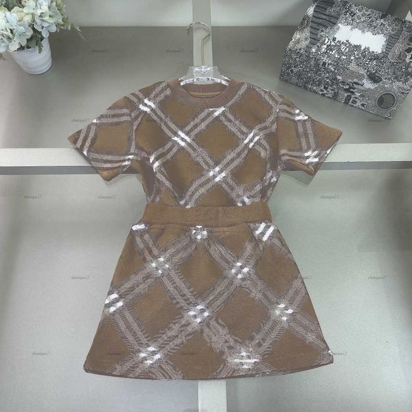 Top girls dress sets summer T-shirt set logo printing kids overskirt designer baby clothes Identical print Short sleeves and skirts