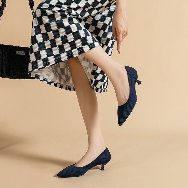 34-43 plus size knit stretch pumps women med-high heels stiletto fly weaving sock pumps pointed toe summer mesh office shoes2023