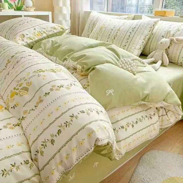Green Floral Bedding Set Ins Fashion Twin Full Queen Size Duvet Cover No Filler Flat Sheet case Girl Home Totel Bed LinensC250111