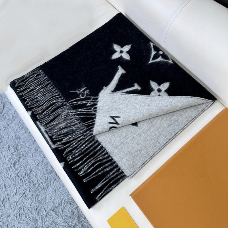 For Designer Women Mens Designers V Scarf Shawls Brand Scarves Pashmina Winter Cashmere Big Wraps Christmas Gift C530 With Box 100%