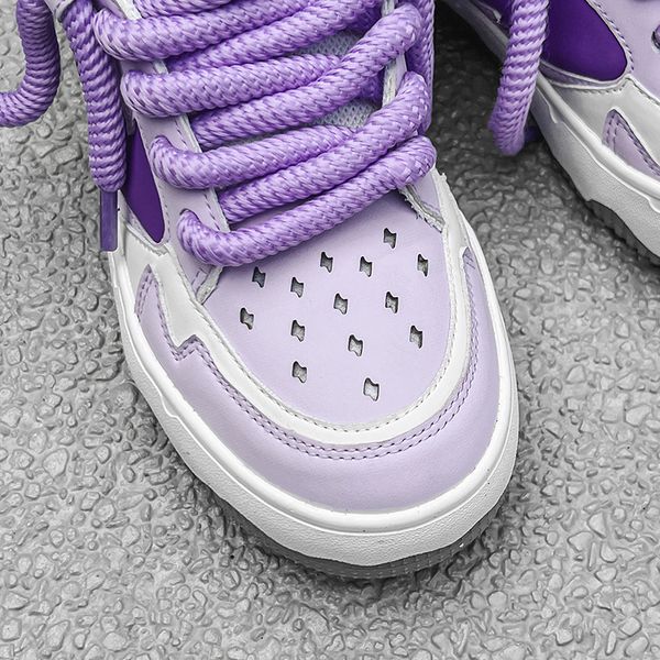 Street-Style Men&#039;s Skateboarding Sneakers: Casual Hip-Hop Shoes for Outdoor Sports, Walking, and Everyday Wear