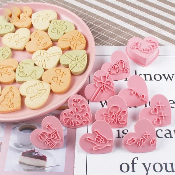 10Pcs Valentines Day Cookie Embosser Mold Cartoon Heart Love Pattern Cutters Wedding Party Fondant Cake Decorating Tools 250109