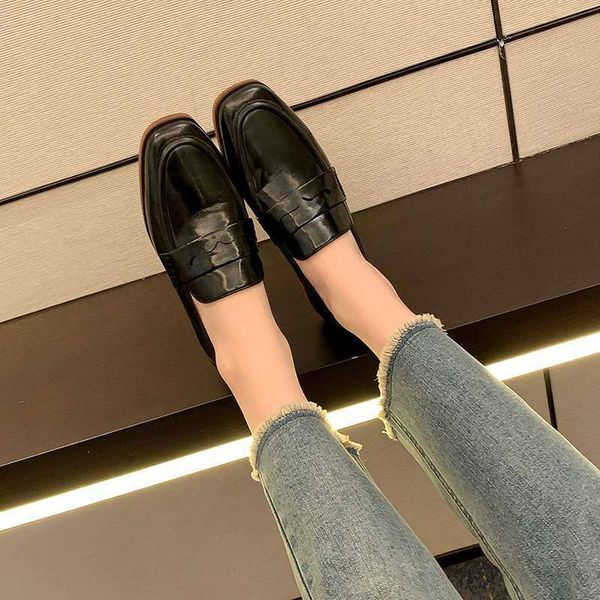 Full Grain Leather Low Heels Spring Casual Shoes Loafers Slip On Runway Brand British School Office Lady Women Pumps