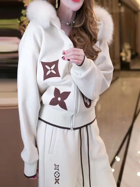 Jackets femininas outono 2024 Designer de moda feminina Highend Casual Sportswear elegante moletom com capuz ocidental Cantura alta calças d
