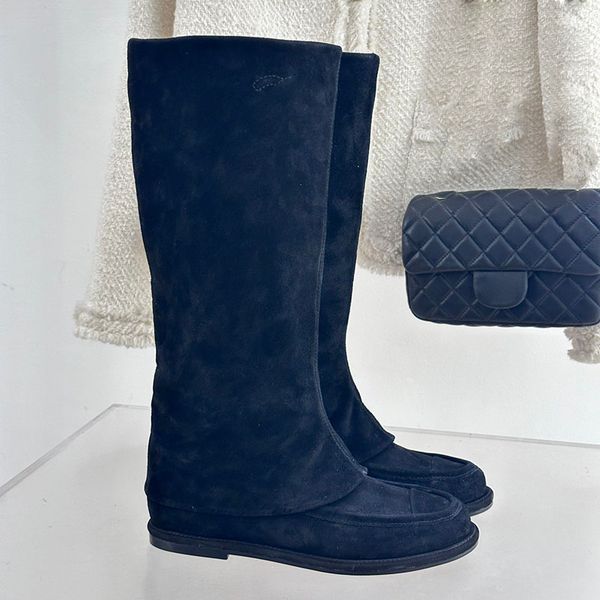 Women High Knee Boots Designer Suede Platform Heels Slip On Pant Boots Vintage Black White Outdoor Leisure Shoe 25ss Knight Boot Girls Casua