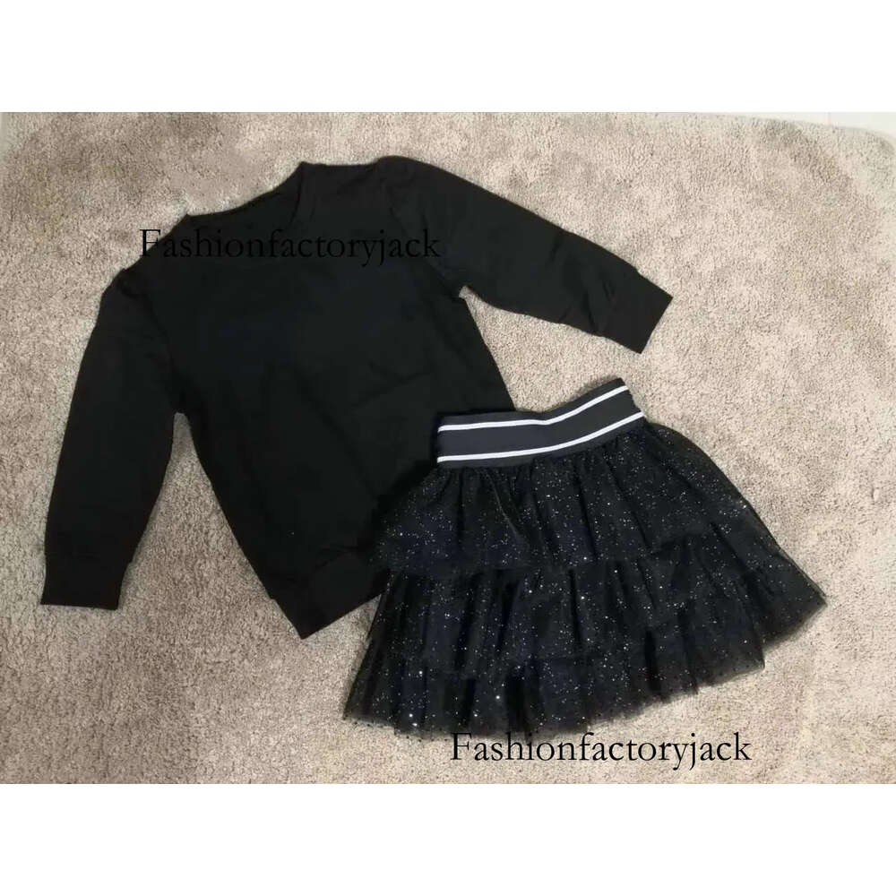 Designer Kids Long Sleeve & Skirt Clothing Set Girls Boys Clothing Summer Baby Suit Kids Sports Suit