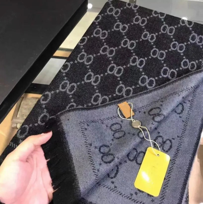 Designer scarf Women&#039;s long winter wool scarf Men Women winter scarves ladies Shawls Big Letter wraps pattern wool High quality plaid fringe fa