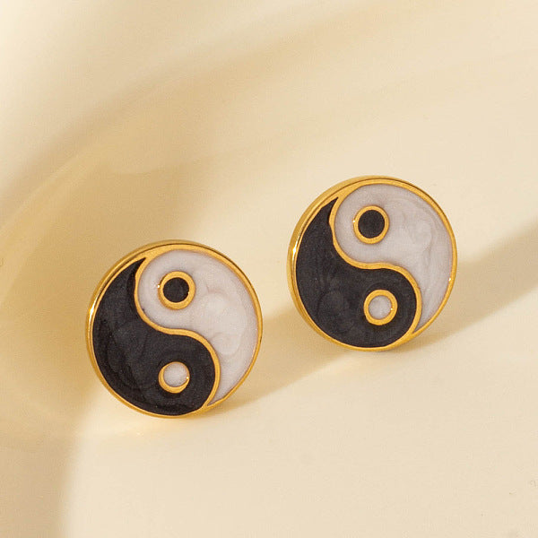 Boucles d'oreilles à tige rondes plates en acier inoxydable 304 de style chinois rétro avec motif yin-yang