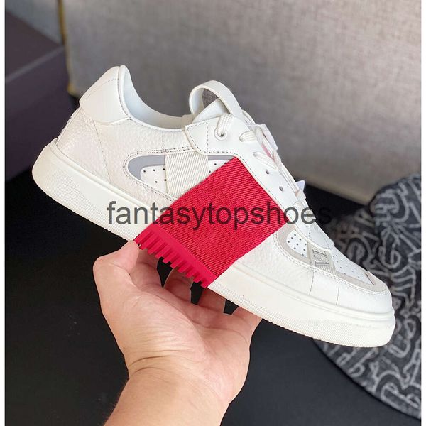 Valentines Dress Valentine V-buckle Shoes Classic Men Women&#039;s Valentines VT Stylish Sneakers Calfskin Mesh Fabric Bands Winter Casual S