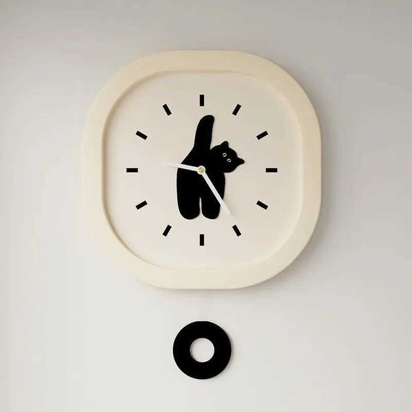 New Arrival MOMO Cute Cat Modern Minimalist Cream Style Childrens Room Clock Wall Clock Living Room Wall 2025 New Fashion B250212